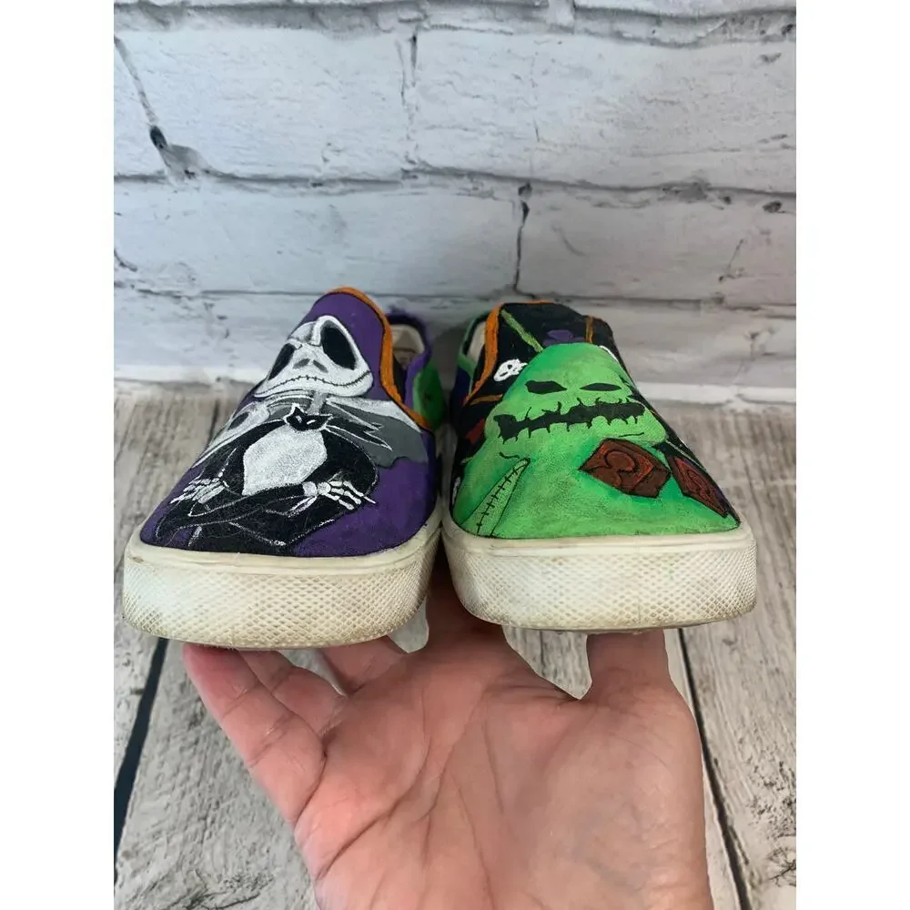 NIGHTMARE BEFORE CHRISTMAS Unisex Kids Hand Painted Slip On Sneakers / Size: 4